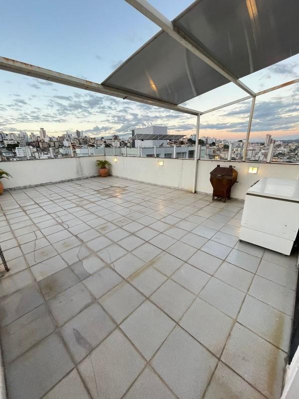 Cobertura, Sagrada Família, 4 Quartos, 2 Vagas, 1 Suíte