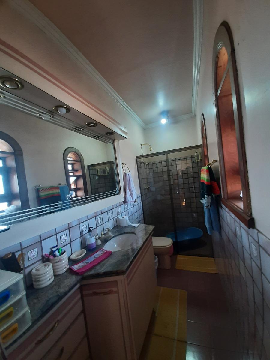 Casa, Barroca, 4 Quartos, 3 Vagas, 2 Suítes