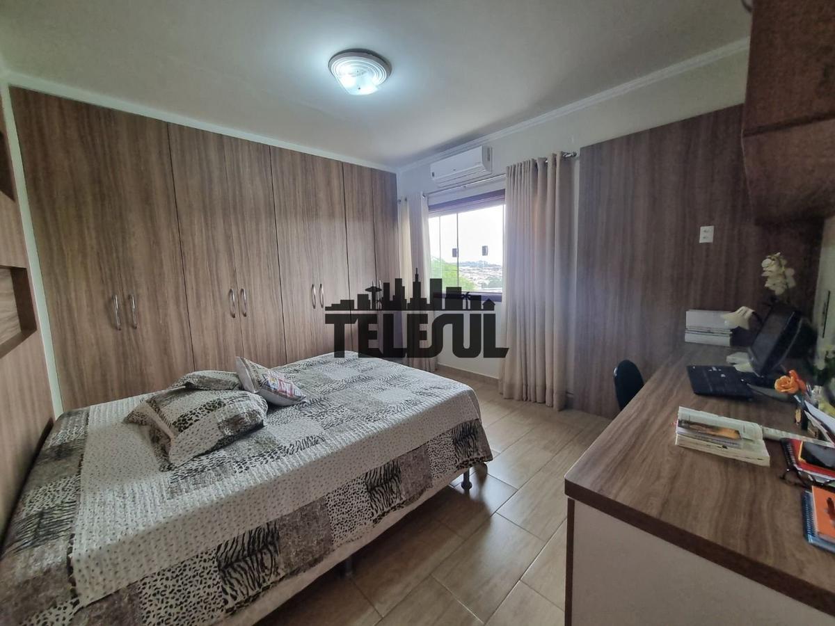 Casa, Parque Urupês, 3 Quartos, 2 Vagas, 1 Suíte
