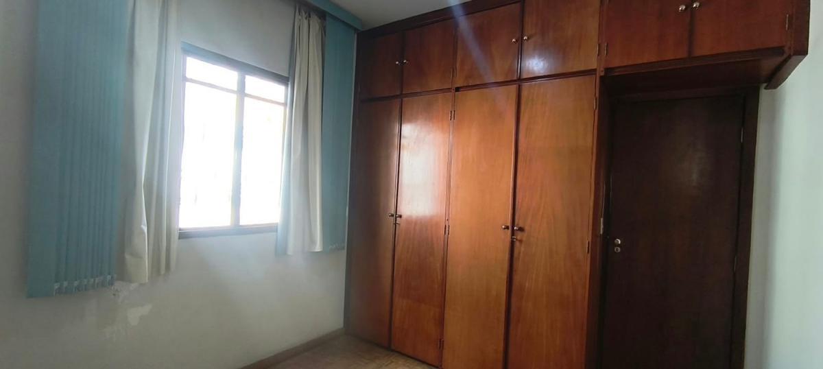 Apartamento, Sagrada Família, 2 Quartos, 1 Vaga, 1 Suíte