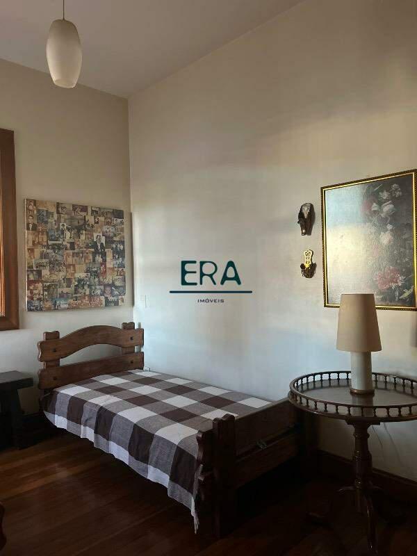 Casa, Belvedere, 4 Quartos, 0 Vaga, 1 Suíte