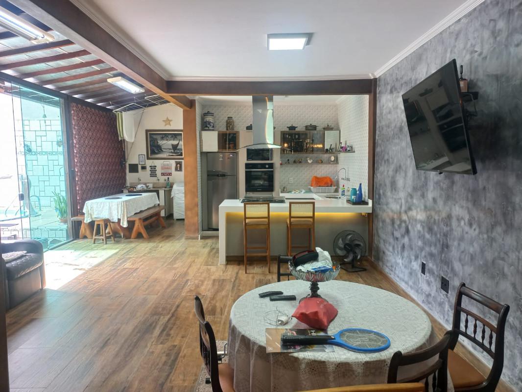 Casa, Itapoã, 3 Quartos, 2 Vagas, 1 Suíte