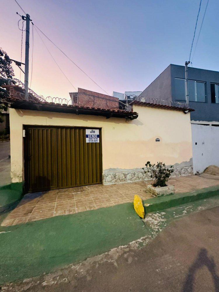 Casa, Guanabara, 2 Quartos, 0 Vaga