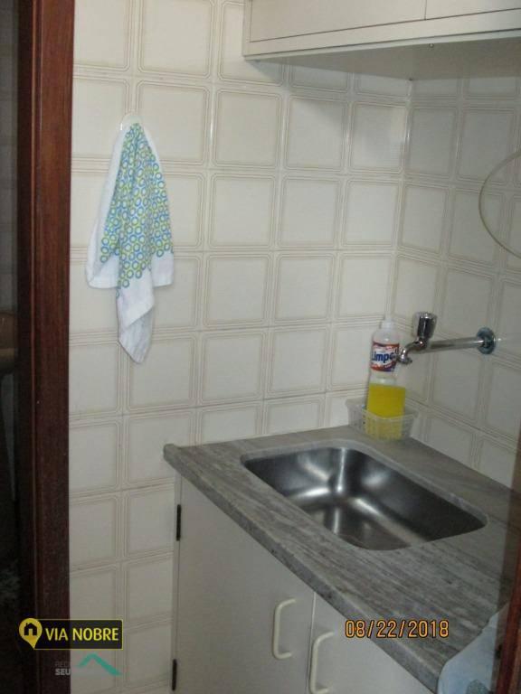 Sala, Santa Efigênia