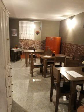 Casa, Floresta, 3 Quartos, 0 Vaga