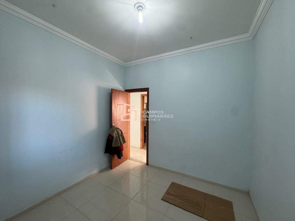 Casa, Milionários, 4 Quartos, 6 Vagas, 1 Suíte