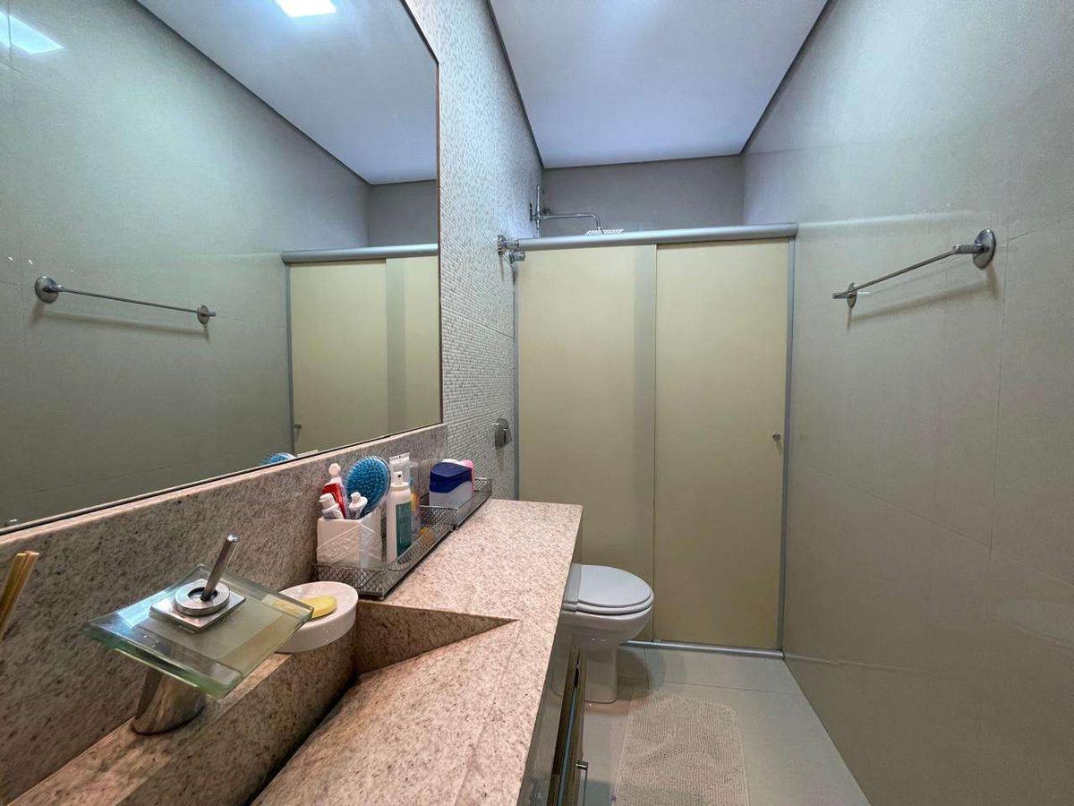 Casa, Santa Lúcia, 5 Quartos, 4 Vagas, 1 Suíte