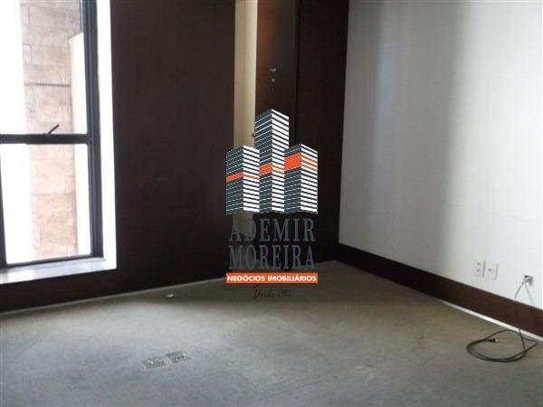 Andar, Funcionários, 4 Vagas