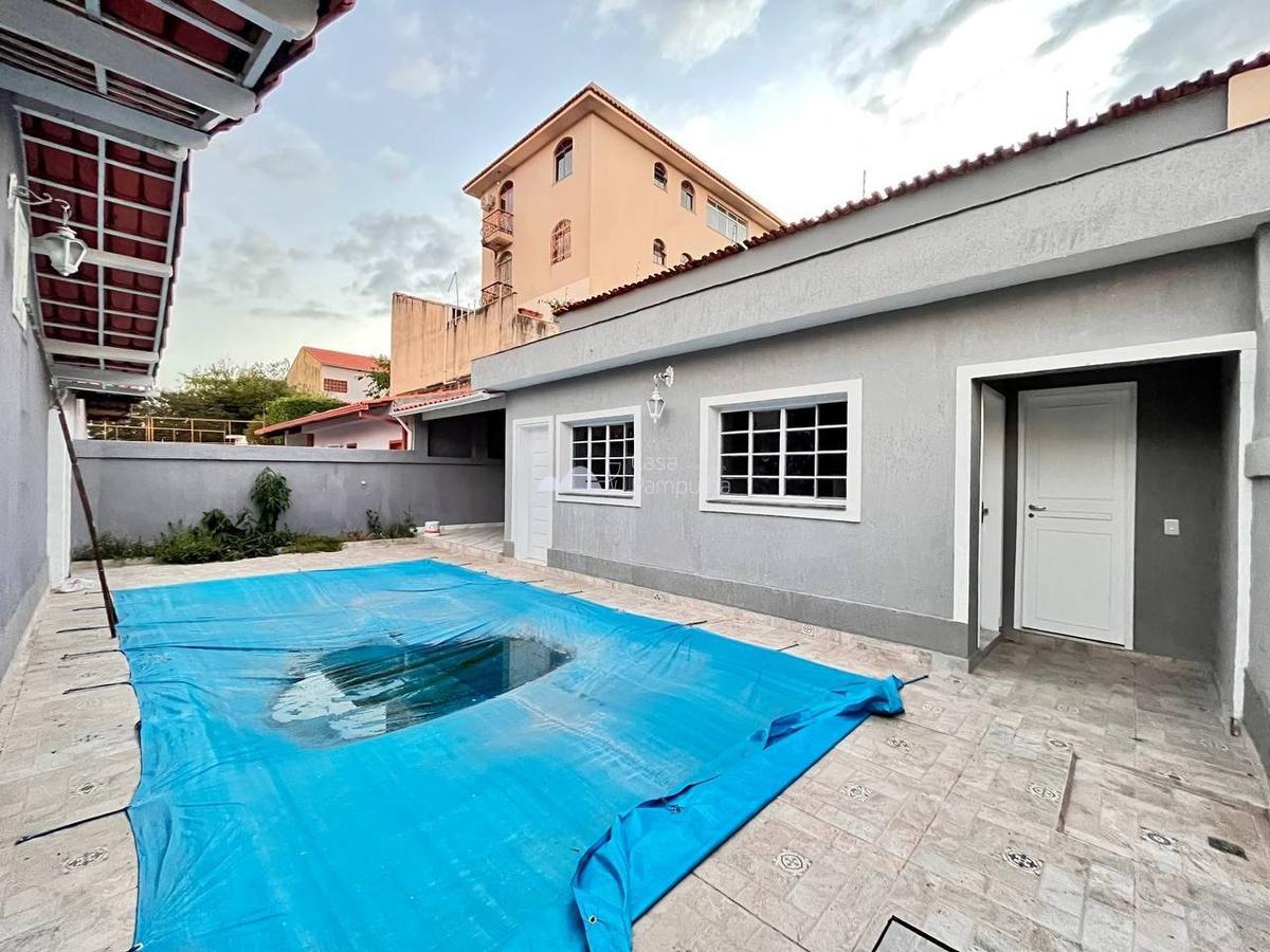 Casa, Santa Branca, 6 Quartos, 4 Vagas, 1 Suíte