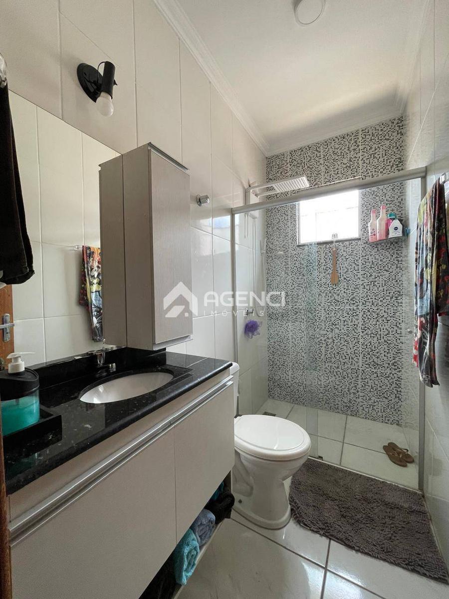 Casa, Parque Xangri-lá, 2 Quartos, 0 Vaga, 2 Suítes