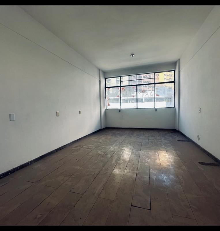 Sala, Centro, 0 Quarto, 0 Vaga