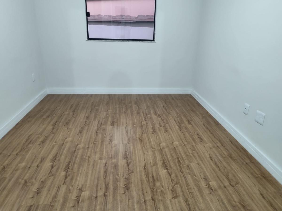 Casa, Floramar, 3 Quartos, 2 Vagas, 1 Suíte