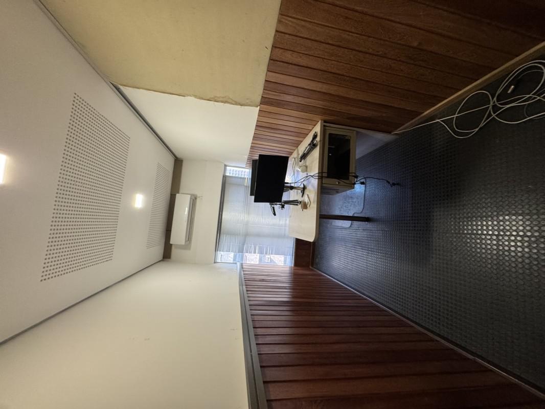 Andar, Centro, 0 Quarto, 10 Vagas