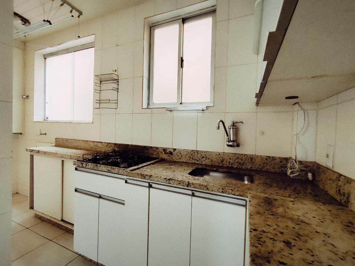 Apartamento, Sagrada Família, 3 Quartos, 1 Vaga, 1 Suíte