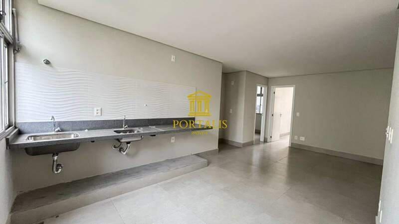 Apartamento, Centro, 2 Quartos, 0 Vaga, 1 Suíte