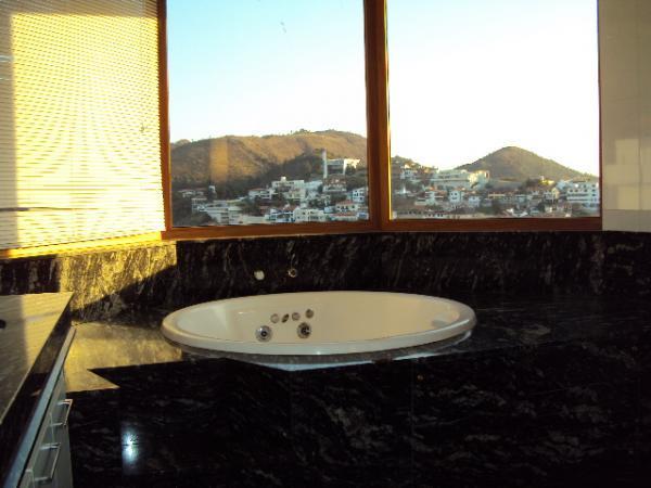 Casa Comercial, Mangabeiras, 10 Vagas