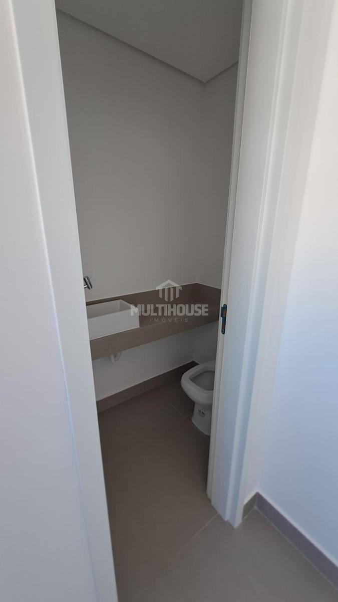 Apartamento, Grajaú, 1 Quarto, 4 Vagas, 1 Suíte