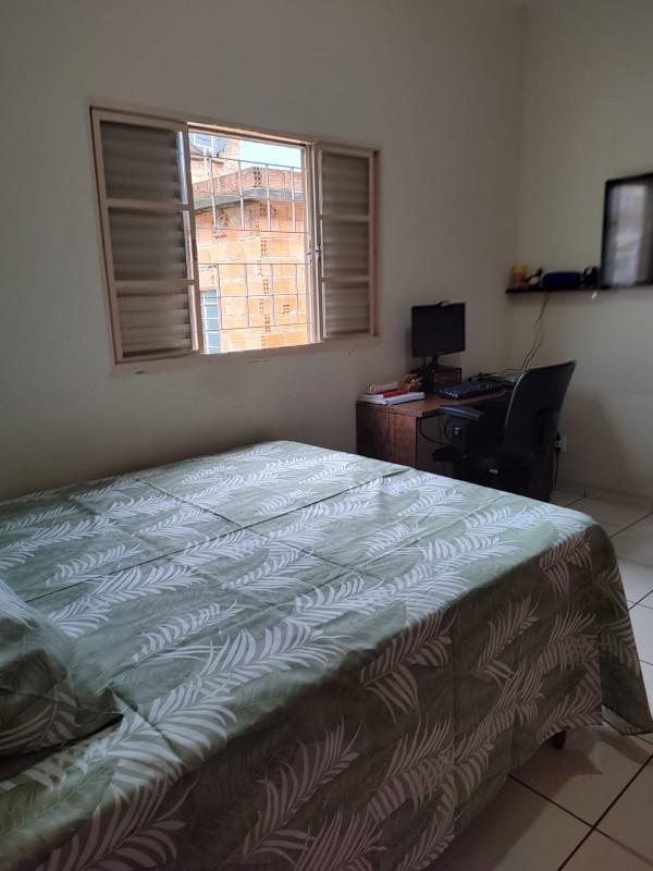 Casa, Milionários, 4 Quartos, 4 Vagas, 1 Suíte