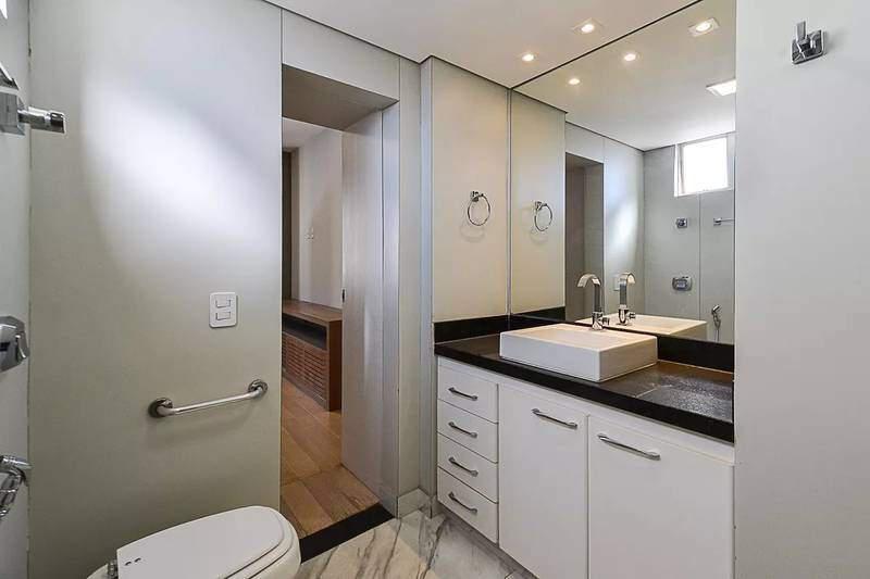 Apartamento, Savassi, 4 Quartos, 2 Vagas, 1 Suíte