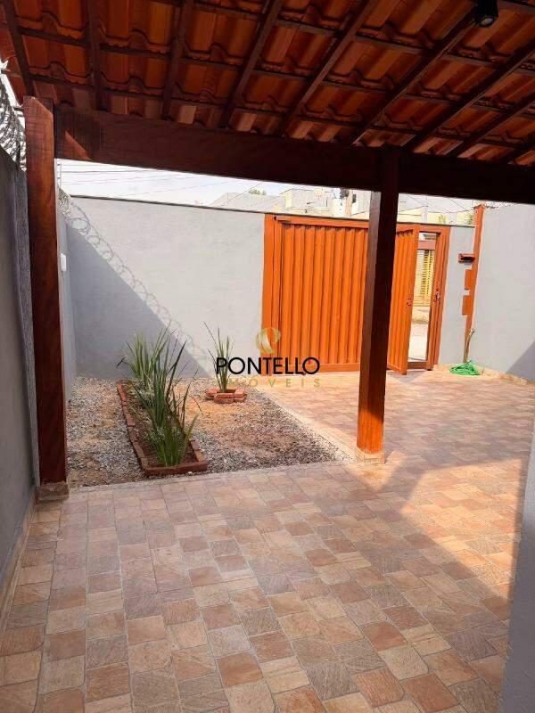 Casa, Dona Dora, 3 Quartos, 2 Vagas, 1 Suíte