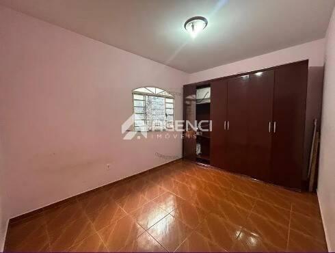 Casa, Santa Maria, 3 Quartos, 0 Vaga, 0 Suíte