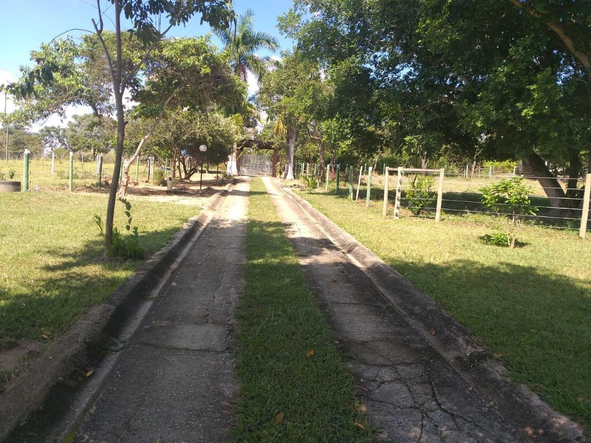 Fazenda, Urucuia, 4 Quartos, 6 Vagas, 1 Suíte