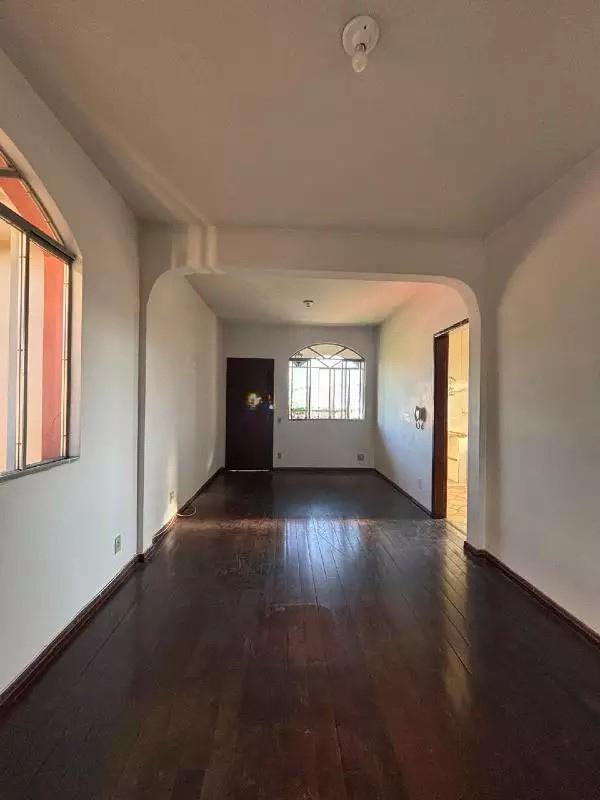 Apartamento, Barreiro, 3 Quartos, 2 Vagas, 1 Suíte