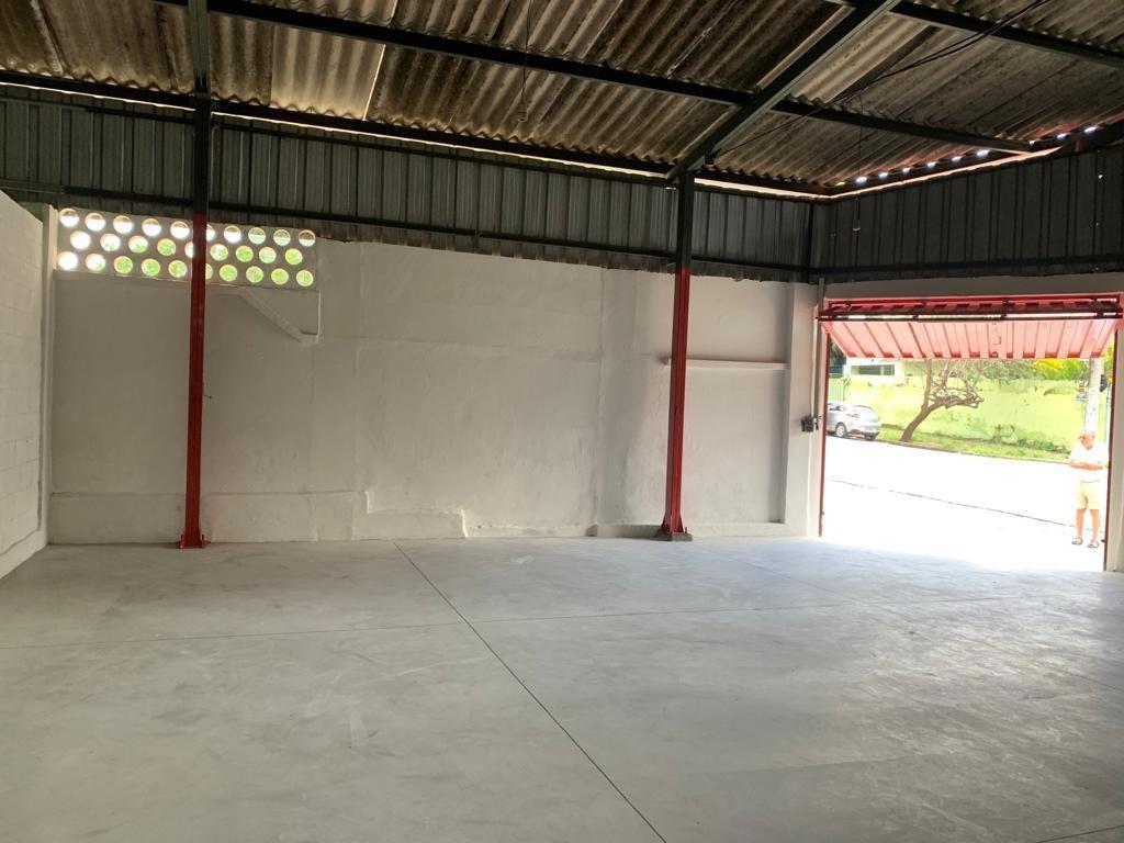 Galpão, Santa Inês, 0 Quarto, 8 Vagas