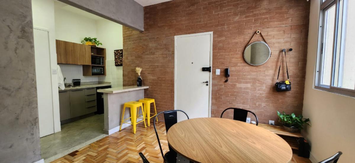 Apartamento, Centro, 2 Quartos, 0 Vaga