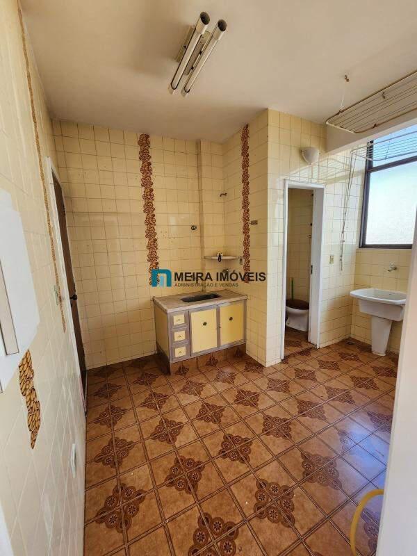 Apartamento, Floresta, 2 Quartos, 1 Vaga