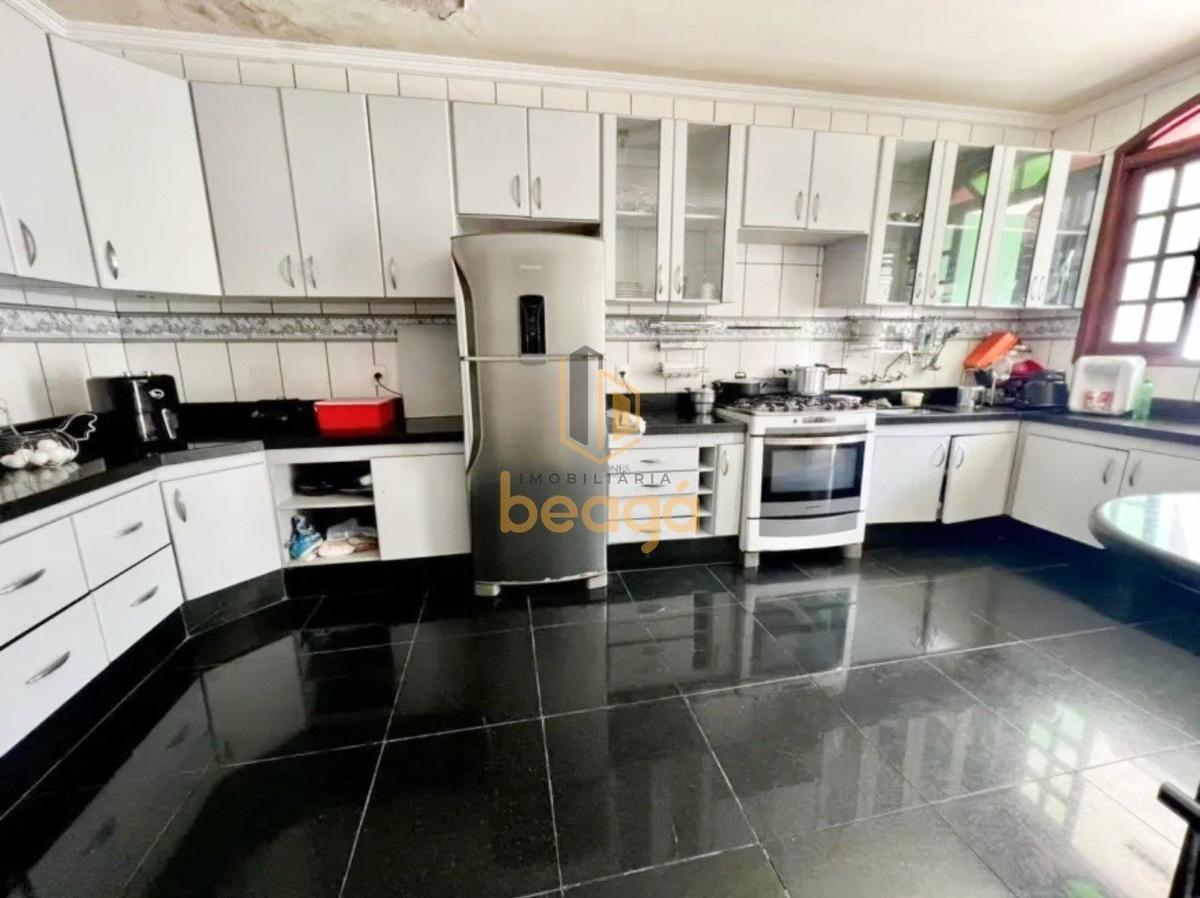 Casa, Santa Terezinha, 3 Quartos, 4 Vagas, 1 Suíte