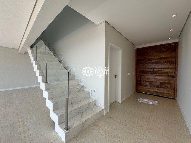 Casa, Alphaville - Lagoa dos Ingleses, 4 Quartos, 4 Vagas, 2 Suítes