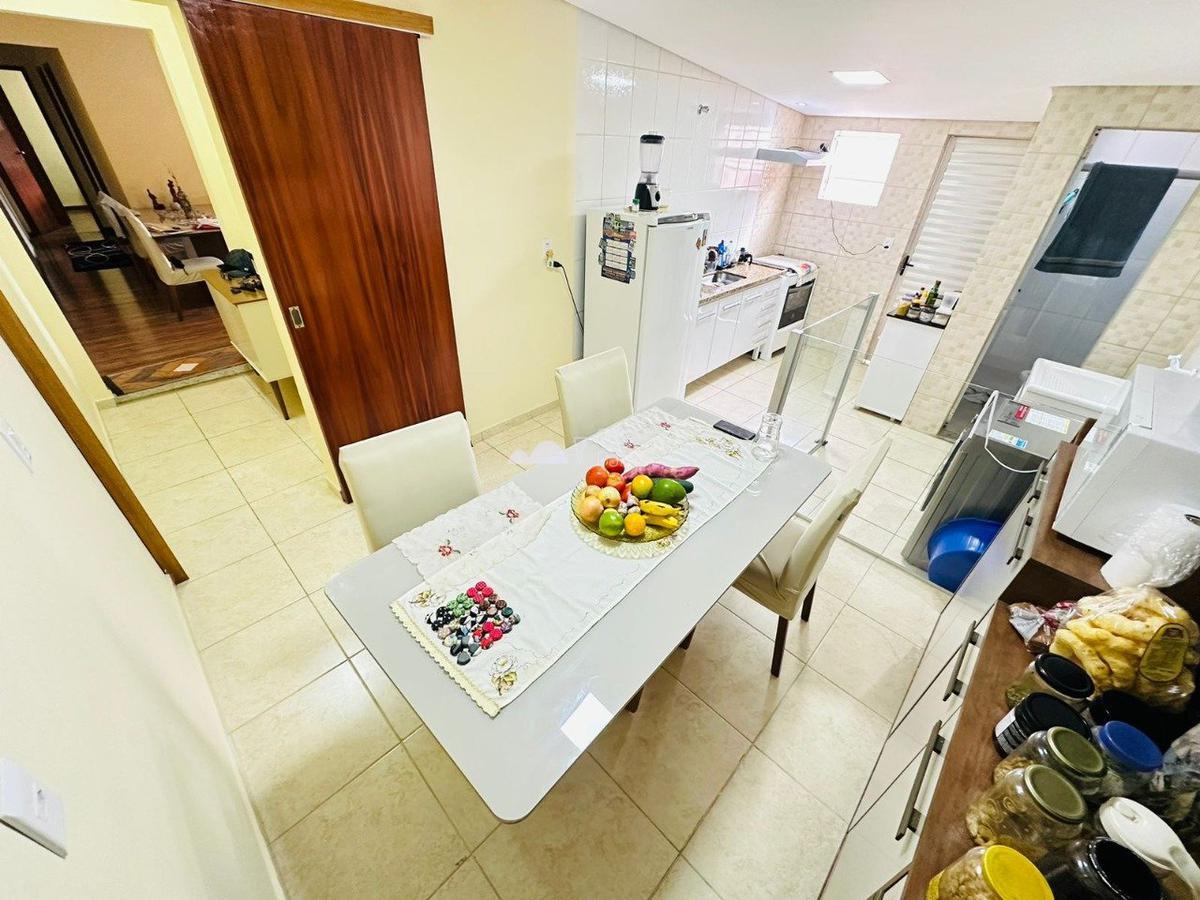 Casa, Santa Mônica, 3 Quartos, 2 Vagas
