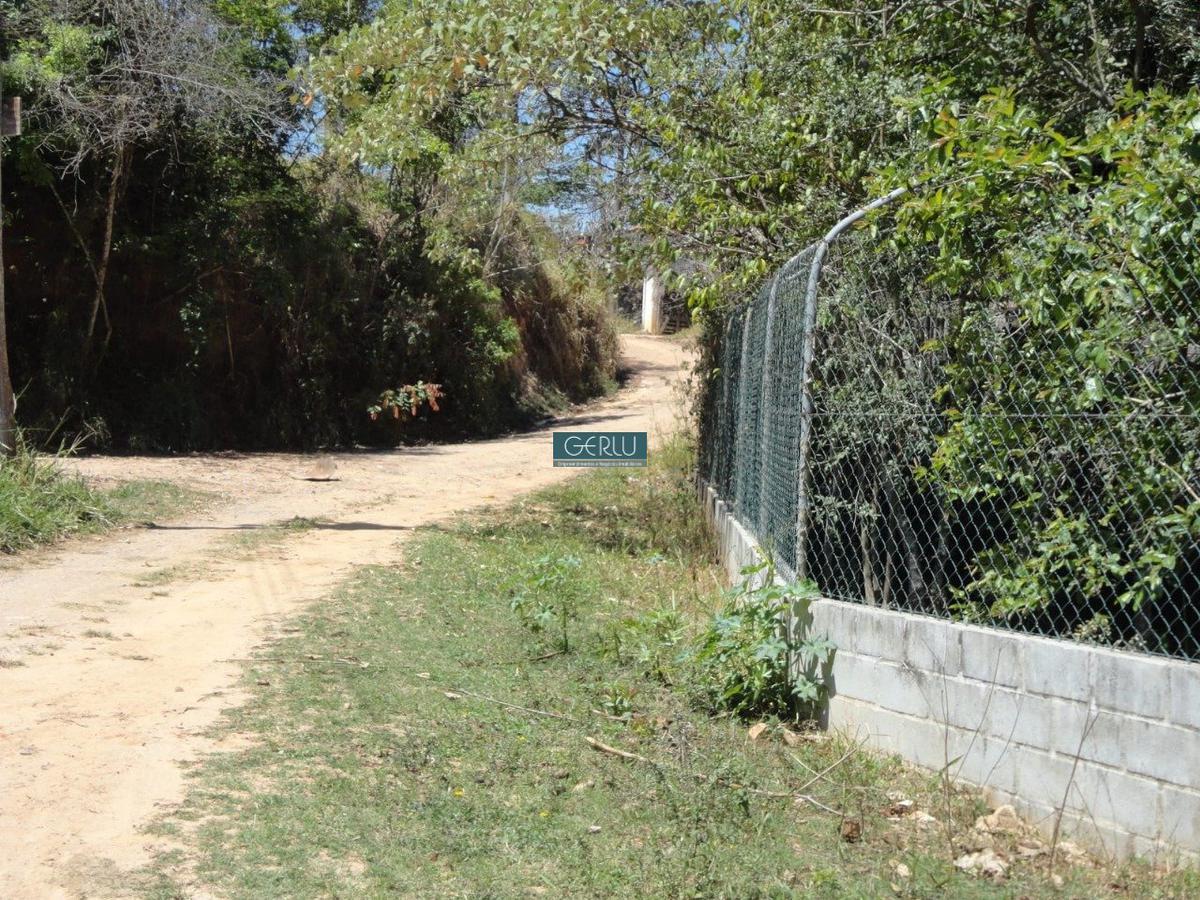 Rural, Pimentas, 4 Quartos, 10 Vagas, 1 Suíte