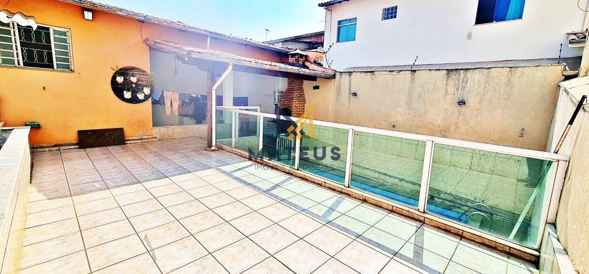 Casa, Caiçaras, 4 Quartos, 1 Vaga, 2 Suítes
