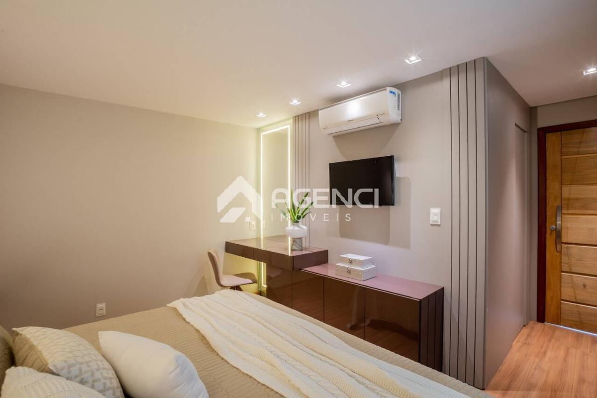 Casa, Cabral, 3 Quartos, 0 Vaga, 1 Suíte