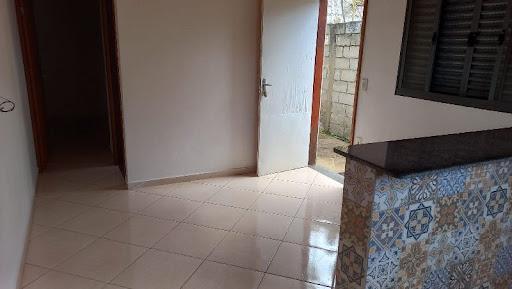 Casa, Centro, 1 Quarto, 0 Vaga