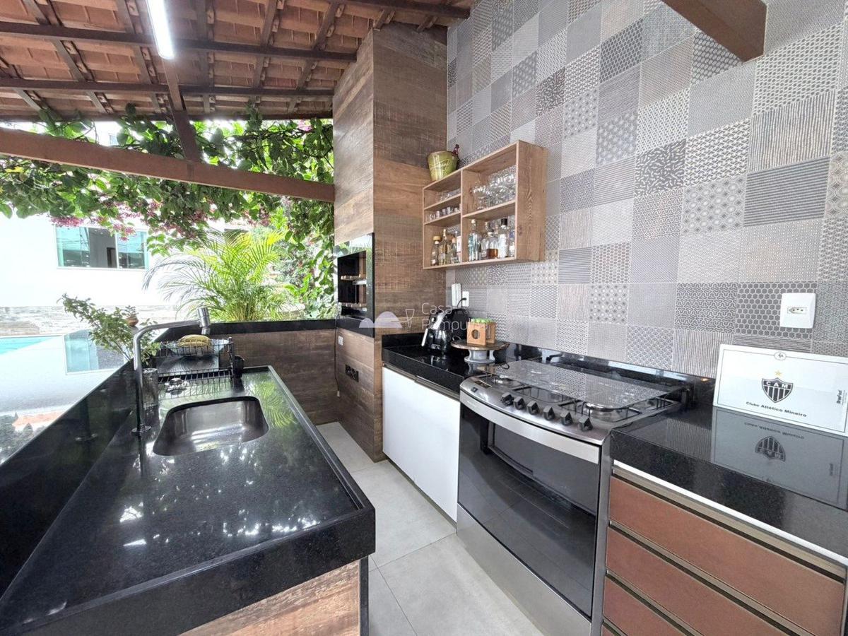 Casa, São João Batista (venda Nova), 3 Quartos, 5 Vagas, 1 Suíte