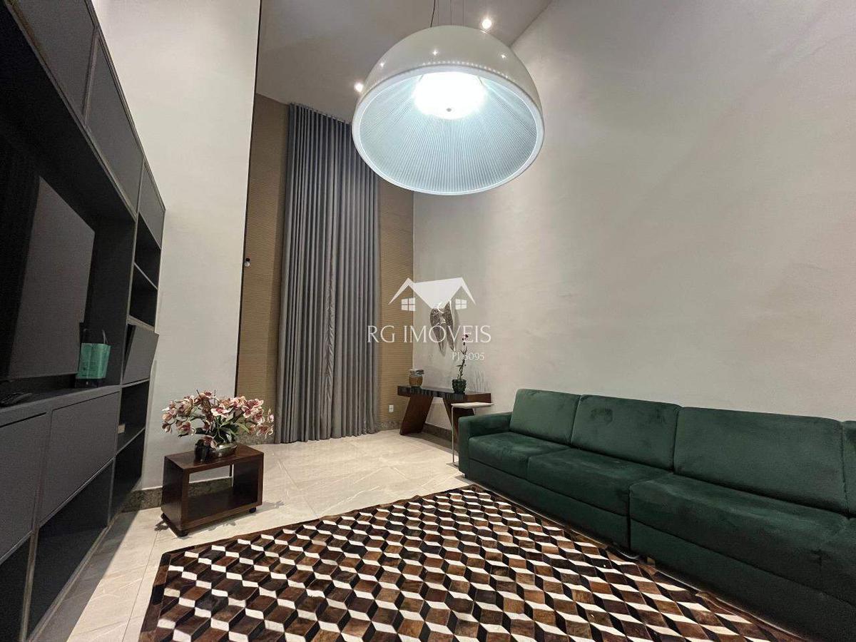 Casa, Teixeira Dias, 3 Quartos, 4 Vagas, 2 Suítes
