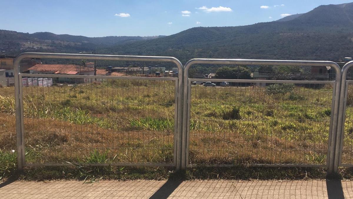 Lote, Centro, 0 Quarto, 0 Vaga