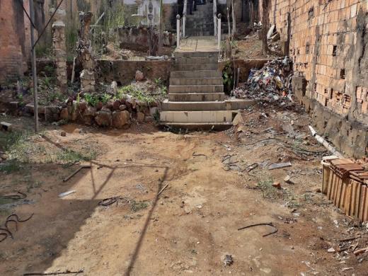 Lote, Concórdia, 2 Quartos, 2 Vagas