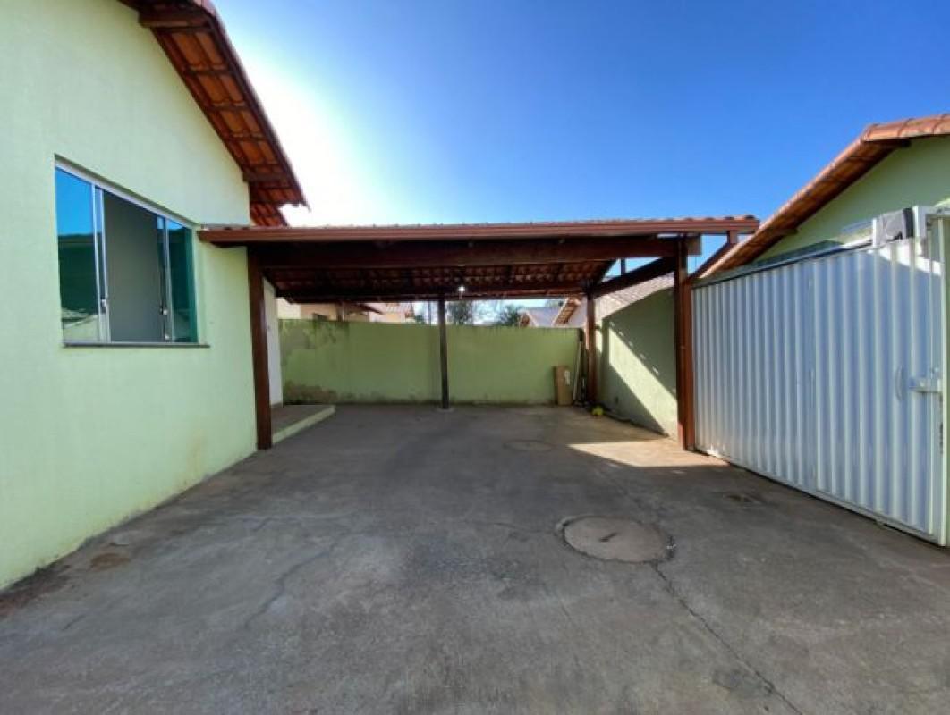 Casa, Bom Jardim, 2 Quartos, 3 Vagas