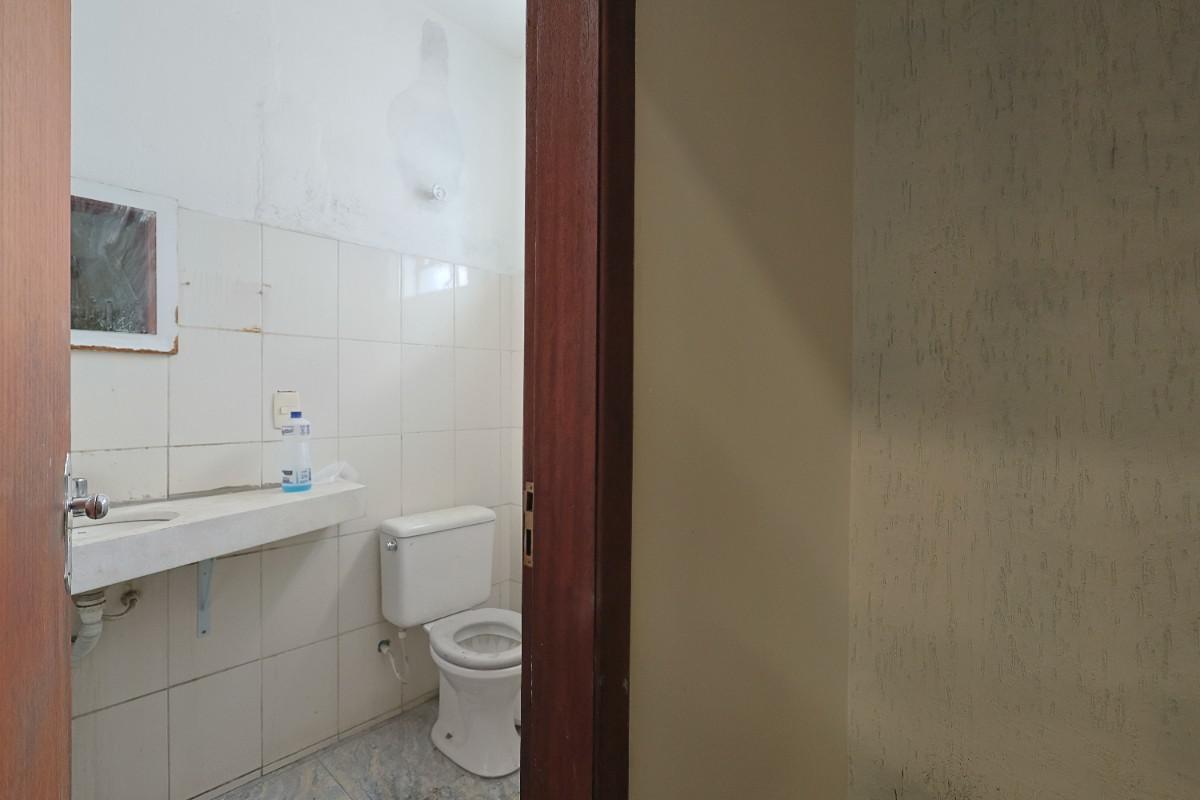 Galpão, Milanez, 0 Quarto, 0 Vaga