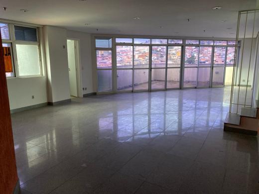 Conjunto de Salas, Funcionários, 4 Vagas