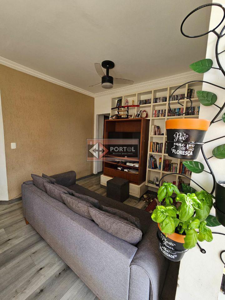 Apartamento, Estoril, 3 Quartos, 1 Vaga, 1 Suíte