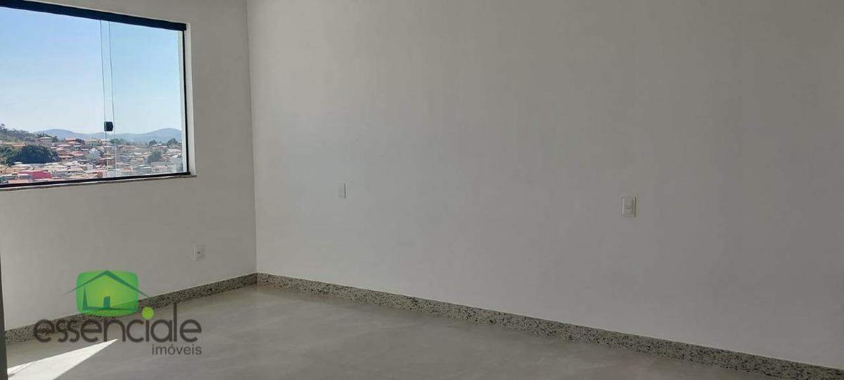 Casa, Lúcio de Abreu, 3 Quartos, 3 Vagas, 1 Suíte