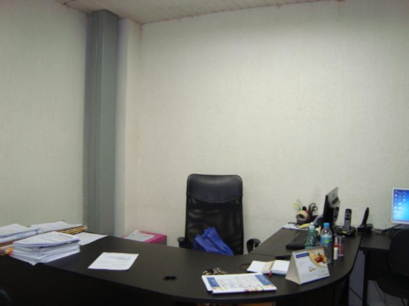 Sala, Barro Preto, 0 Quarto, 0 Vaga