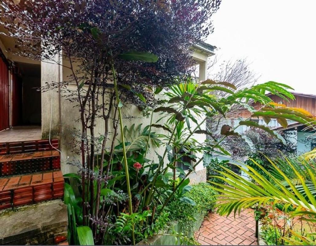 Casa, Barreiro, 5 Quartos, 2 Vagas, 1 Suíte