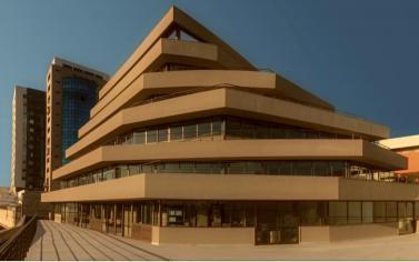 Sala, Estoril, 5 Vagas