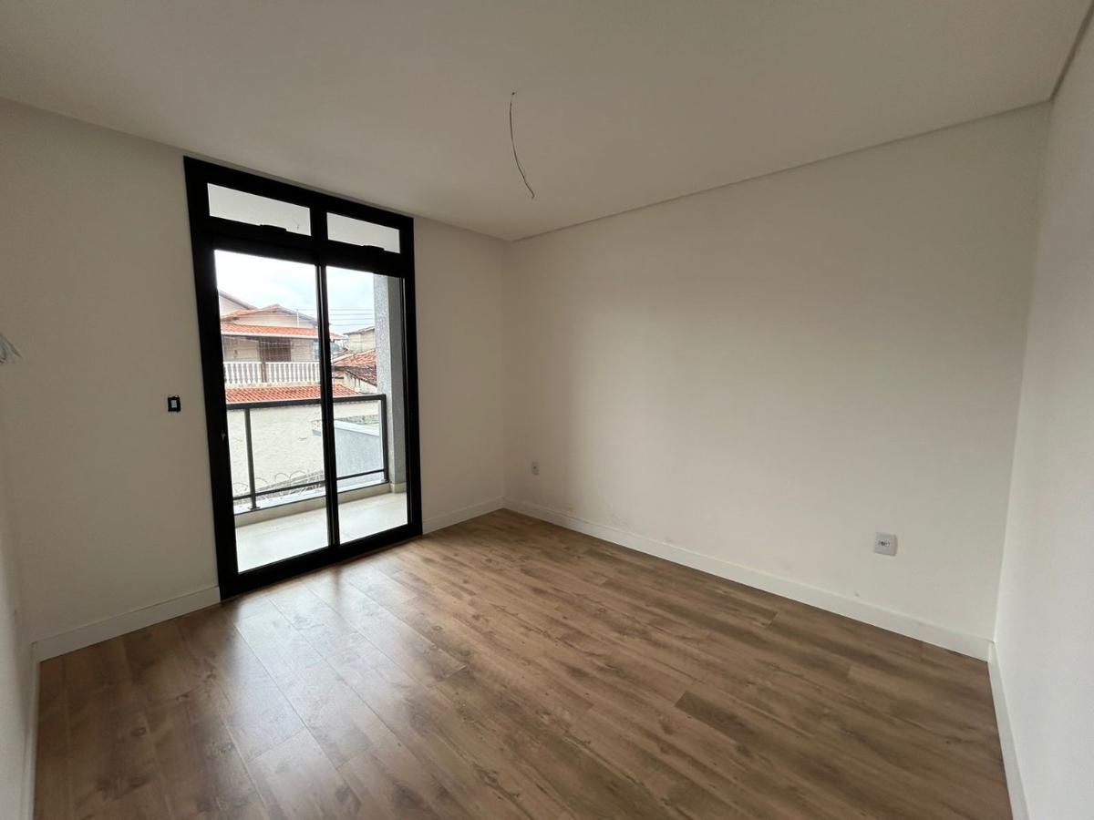 Casa, Fonte Grande, 3 Quartos, 2 Vagas, 1 Suíte